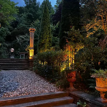 Angela Neuer Rosengarten ヴィラ フェルバート