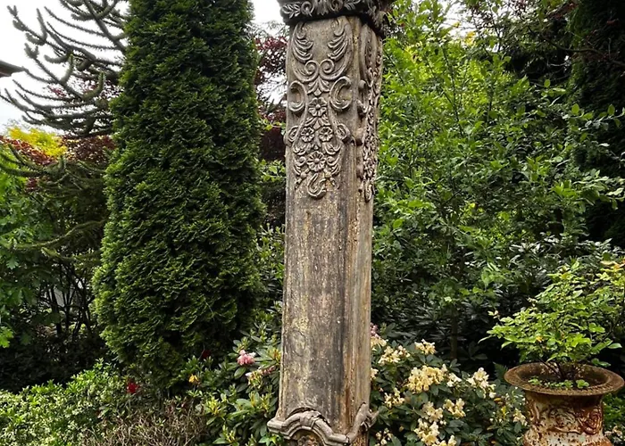 Angela Neuer Rosengarten Villa Velbert