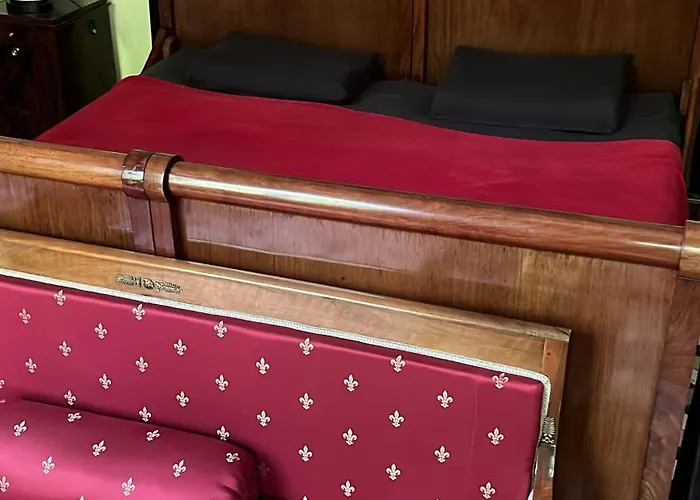 Angela Neuer Rosengarten *