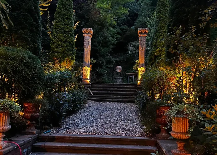 Angela Neuer Rosengarten Villa Velbert